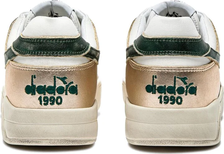 B560 Used Sneaker - Image 4