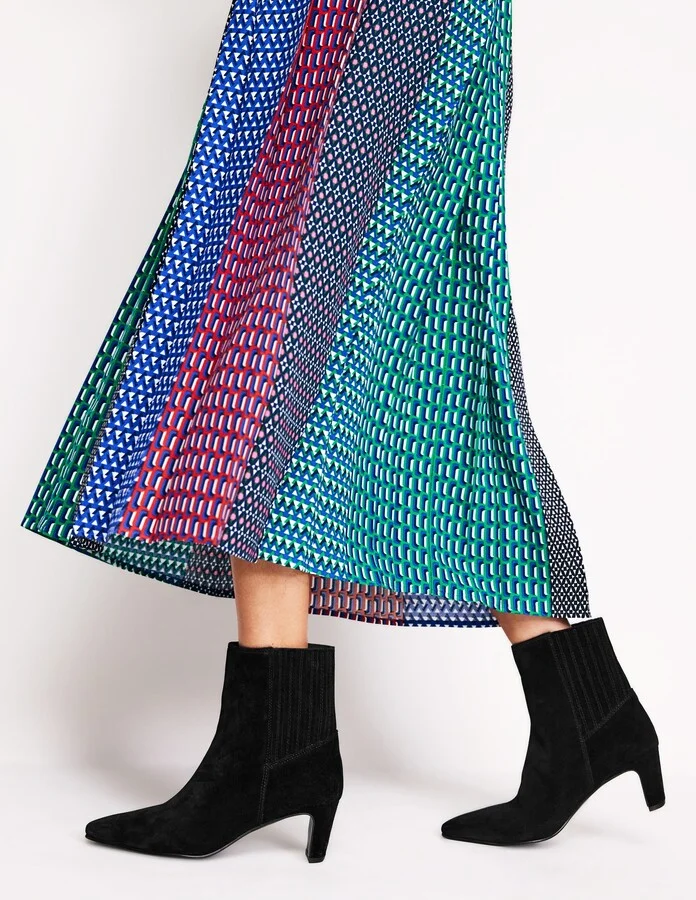 Back Panel Heeled Ankle Boot, Black