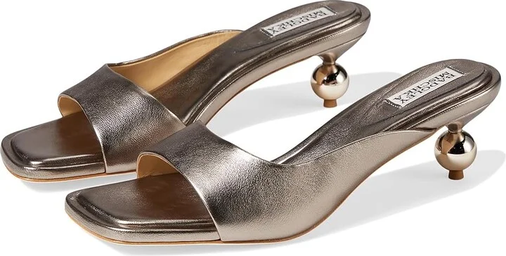 Badgley Mischka Baila Women's Sandals Light Bronze : 9 M, Leather
