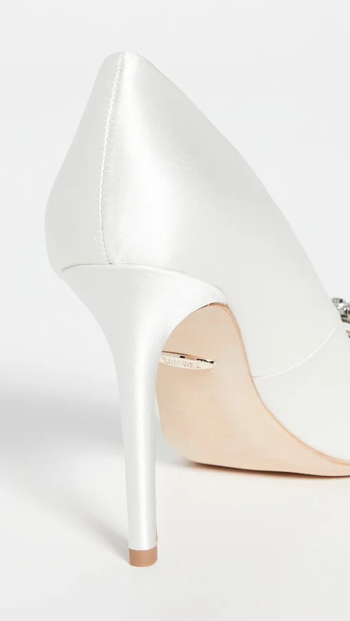 Badgley Mischka Cher Pump - Image 3