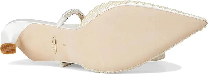 Badgley Mischka Duchess High Women's Heels Soft White : 8.5 M, Leather/Rubber - Image 3