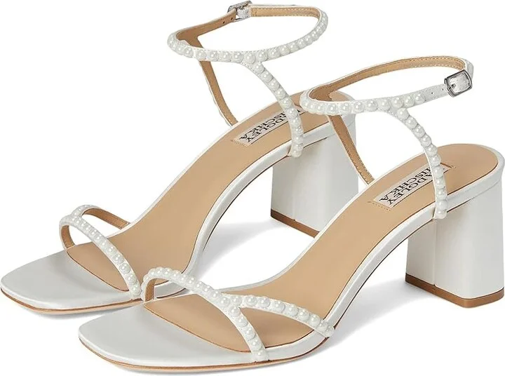 Badgley Mischka Giabella Women's Sandals Soft White : 7 M