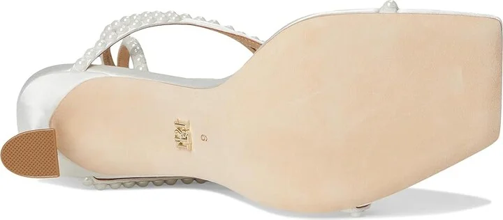 Badgley Mischka Gianni Women's Sandals Soft White : 7 M - Image 3