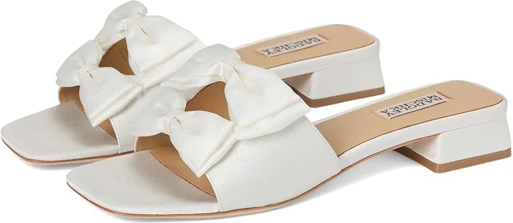 Badgley Mischka Giorgia Women's Sandals Soft White : 8 M, Synthetic