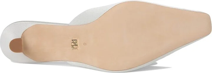 Badgley Mischka Graylynn Women's Shoes Soft White : 6 M, Wool - Image 3