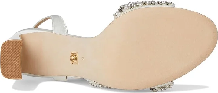 Badgley Mischka Jenesis Women's Sandals Soft White : 5.5 M, Leather - Image 3