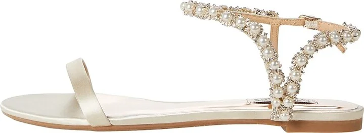Badgley Mischka Klare Women's Shoes Ivory : 6.5 M, Textile - Image 6
