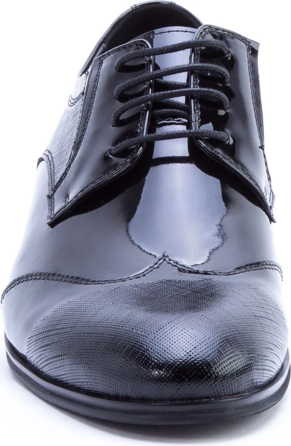 Badgley Mischka Lancaster Wingtip - Image 4