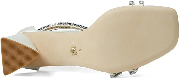 Badgley Mischka Lillie Women's Sandals Soft White : 5.5 M, Leather - Image 3