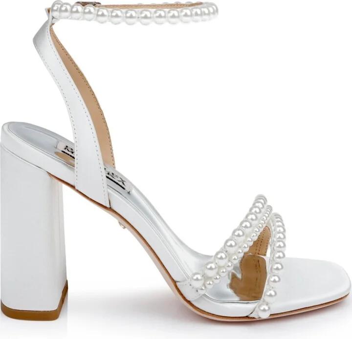 Badgley Mischka Women's Feisty Cultivated Pearl Detail Block Heel Evening Sandals - Image 2