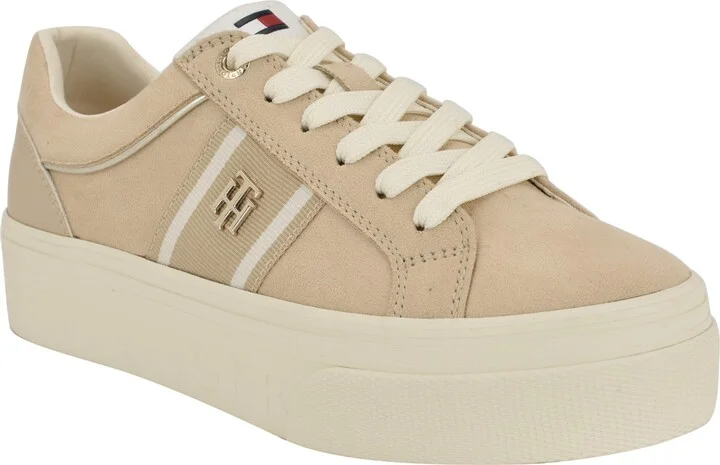 Badria Sneaker