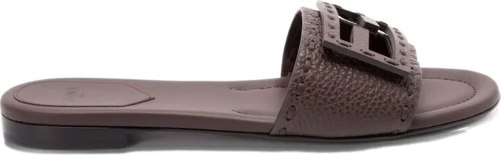 Baguette flat sandals
