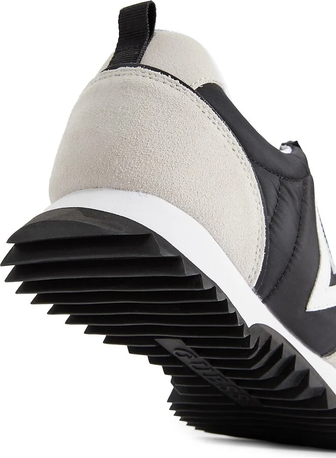 Bail Colorblocked Low-Top Sneakers - Image 6
