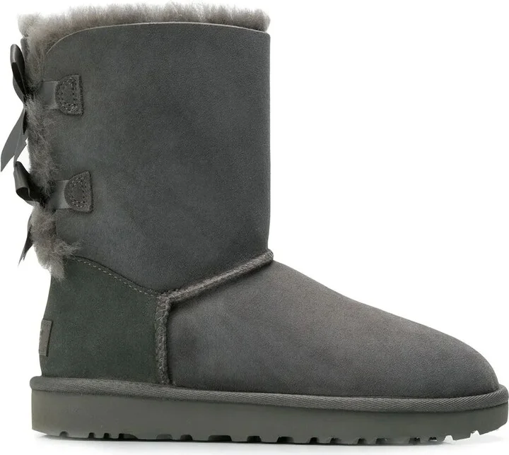 Bailey Bow boots