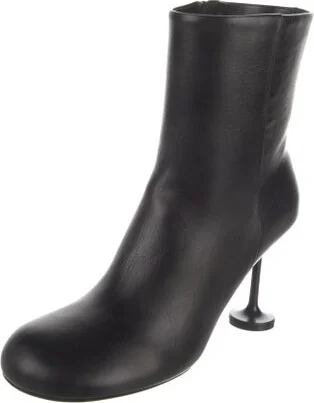 Balenciaga - Image 2