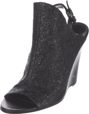 Balenciaga - Image 2