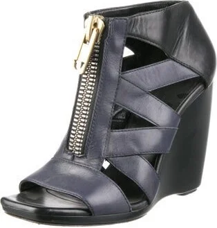 Balenciaga - Image 2