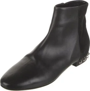 Balenciaga - Image 2