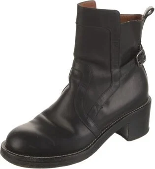 Balenciaga - Image 2