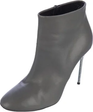 Balenciaga - Image 2