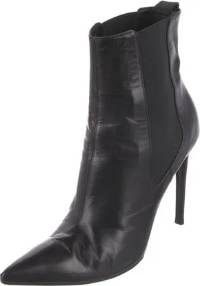 Balenciaga - Image 2