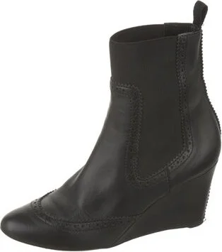 Balenciaga - Image 2
