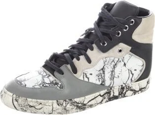 Balenciaga - Image 2