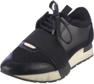 Balenciaga - Image 2