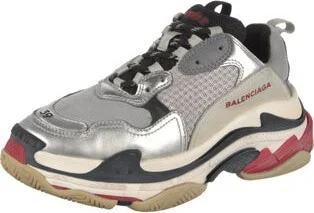 Balenciaga - Image 2
