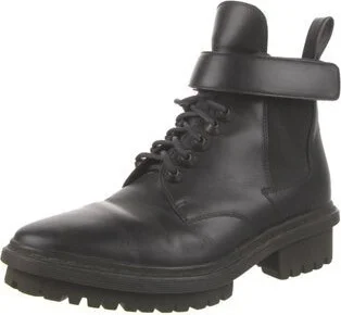 Balenciaga - Image 2