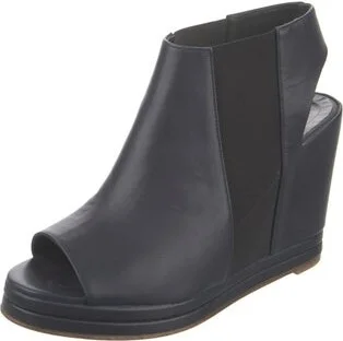 Balenciaga - Image 2