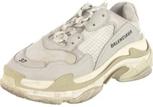 Balenciaga - Image 2