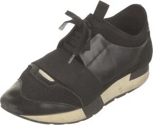 Balenciaga - Image 2