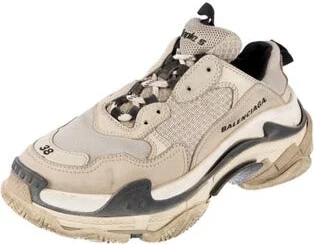 Balenciaga - Image 2