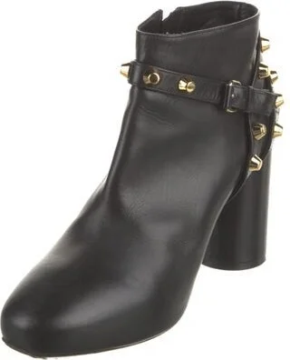 Balenciaga - Image 2