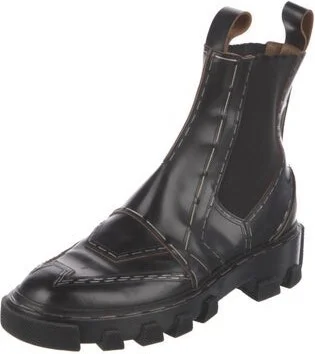 Balenciaga - Image 2