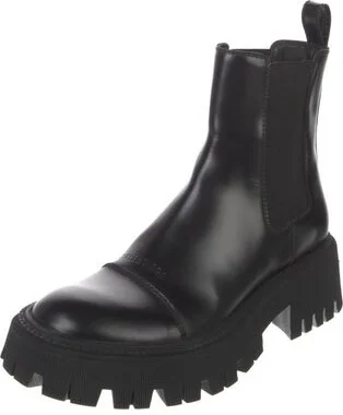 Balenciaga - Image 2