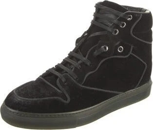 Balenciaga - Image 2