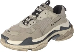 Balenciaga - Image 2