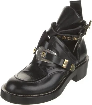 Balenciaga - Image 2
