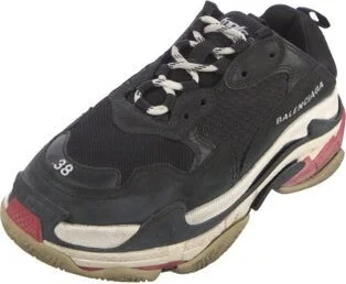 Balenciaga - Image 2