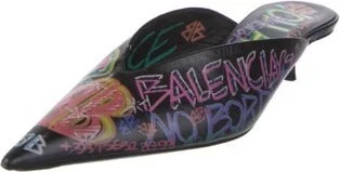 Balenciaga - Image 2