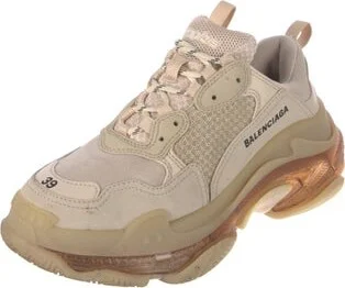 Balenciaga - Image 2