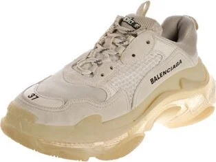 Balenciaga - Image 2