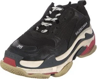 Balenciaga - Image 2