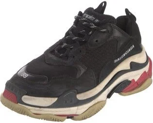 Balenciaga - Image 2