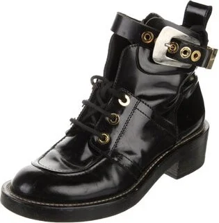 Balenciaga - Image 2
