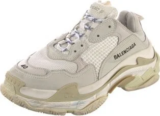 Balenciaga - Image 2