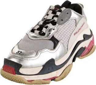Balenciaga - Image 2