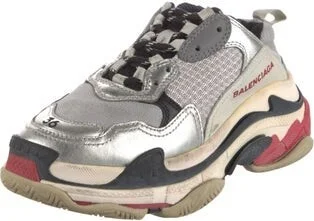 Balenciaga - Image 2
